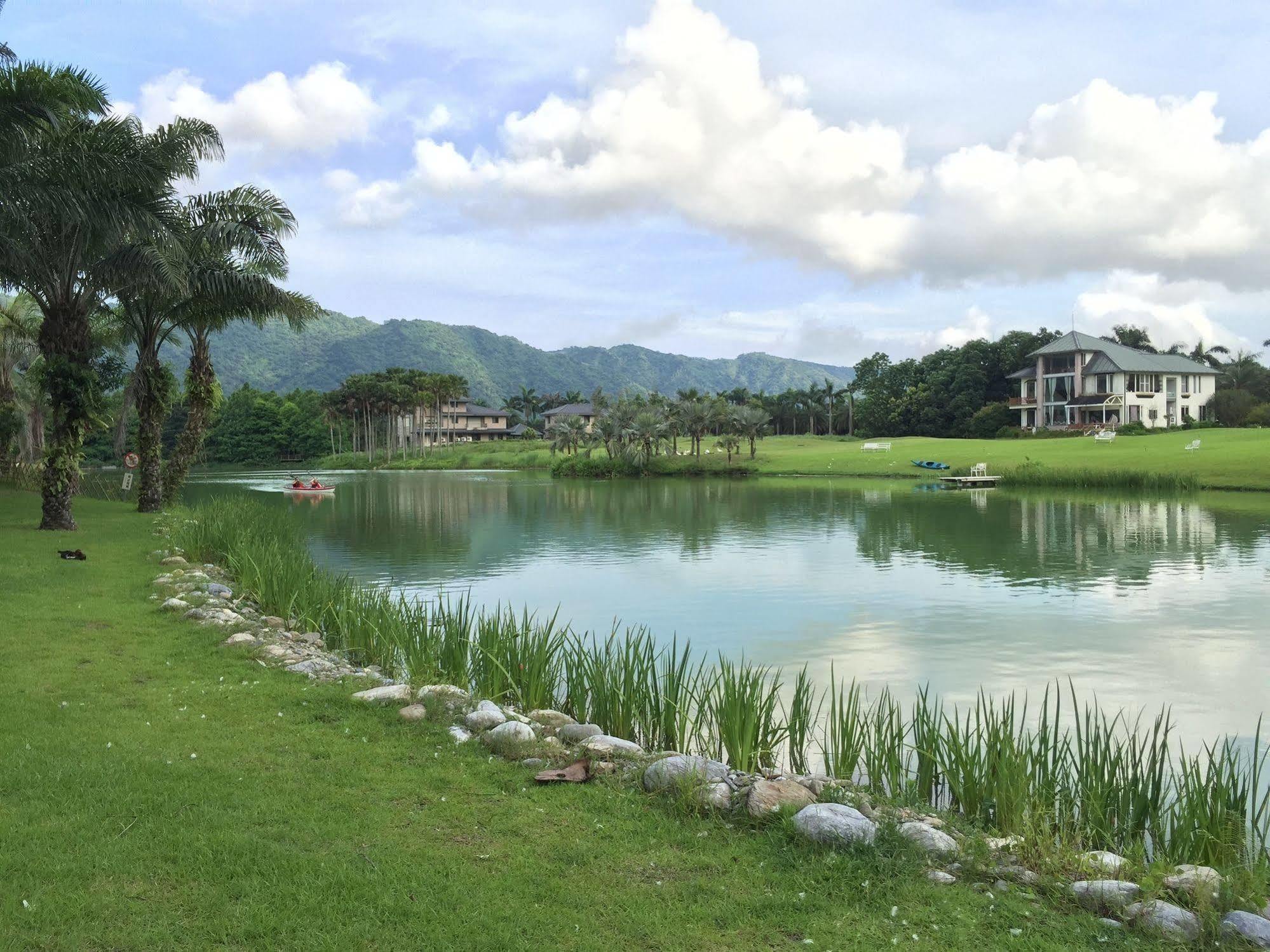 Bear Forest Villa Hualien City Ngoại thất bức ảnh